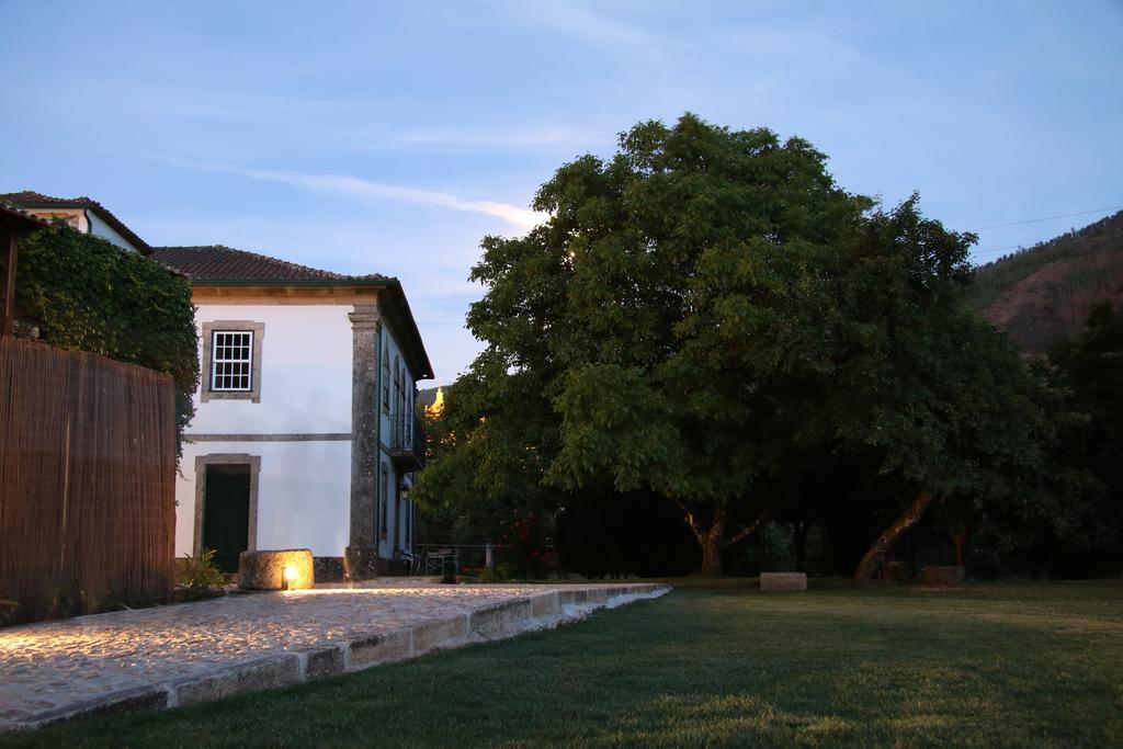 Casa De Baixo - Nature Hotel Alvoco das Várzeas 외부 사진
